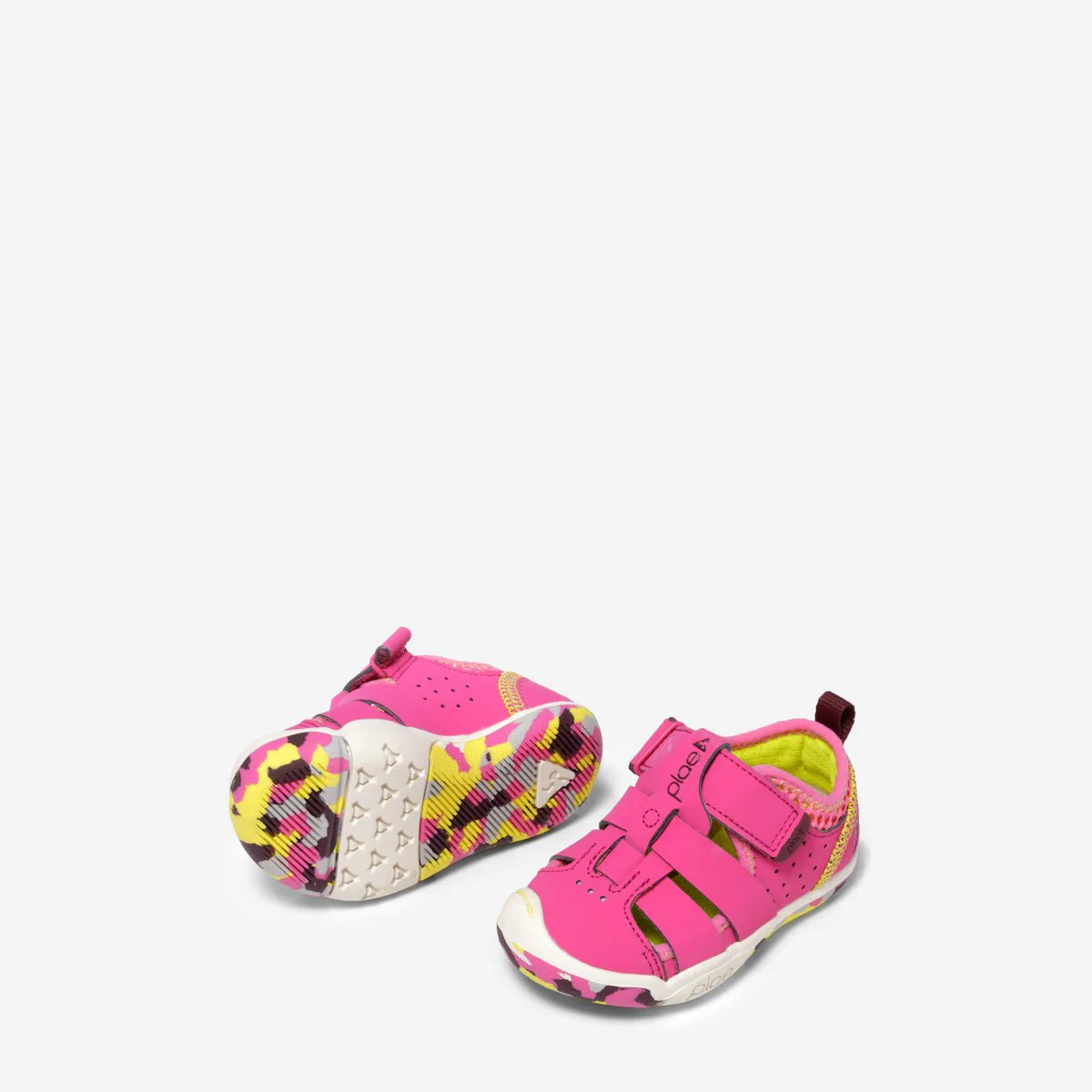 Sam – Electric Fuchsia Kids' Closed-Toe Sandals – Plae Shoes