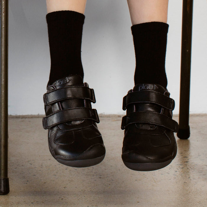 Nat – Uniform Black to School